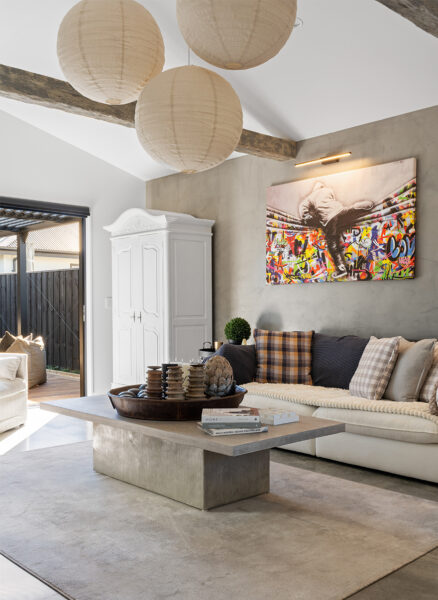 24055-the-onyx-living