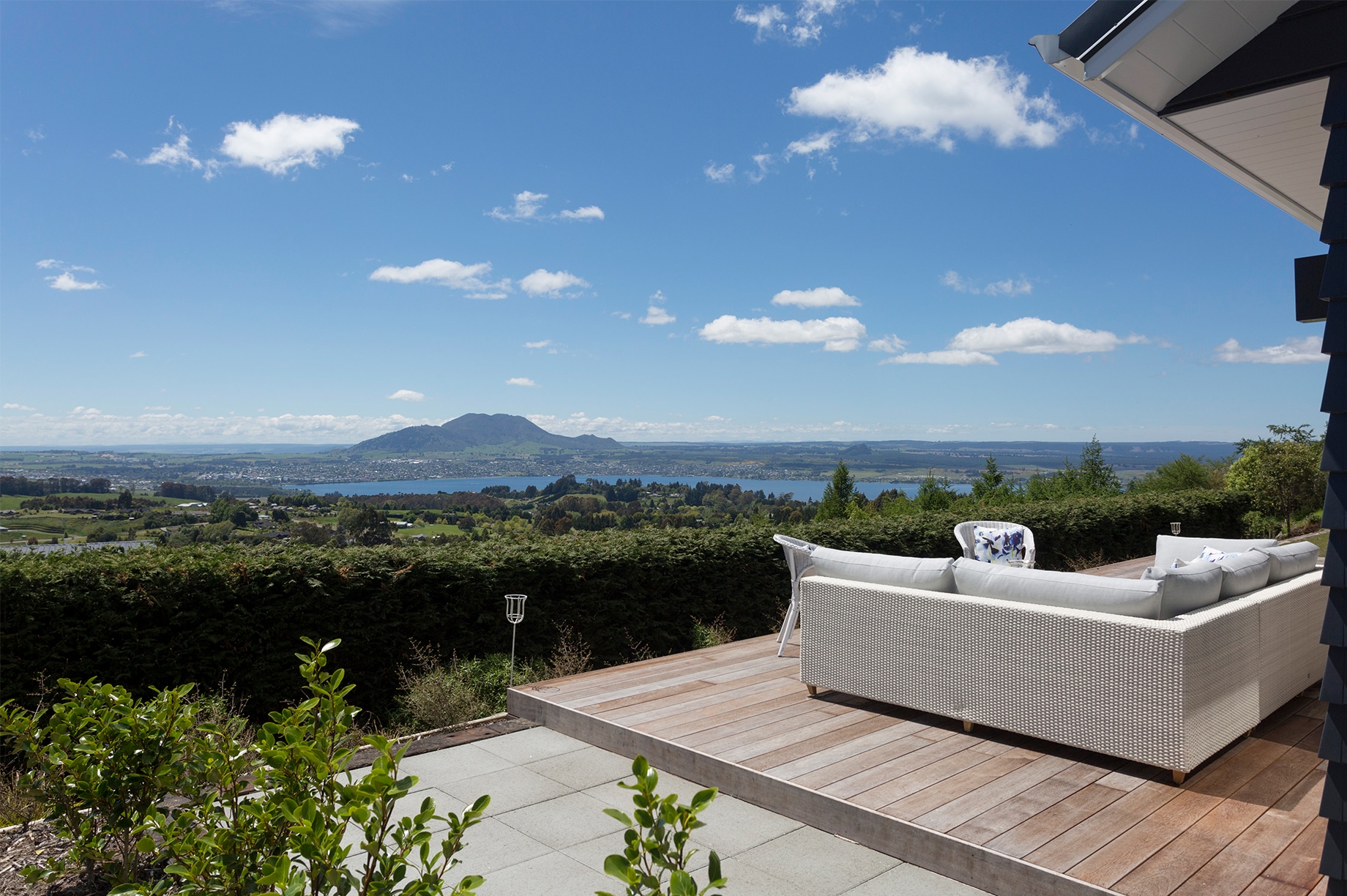 Outdoor living area with mountain view