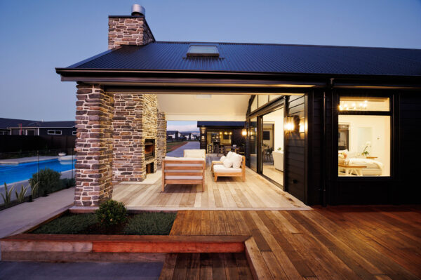 Manawatu_Zander_outdoor_entertaining_area Luxury meets lifetsyle