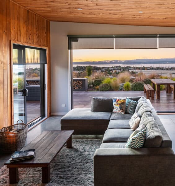 Taupo-lake-front-home-design,jpeg