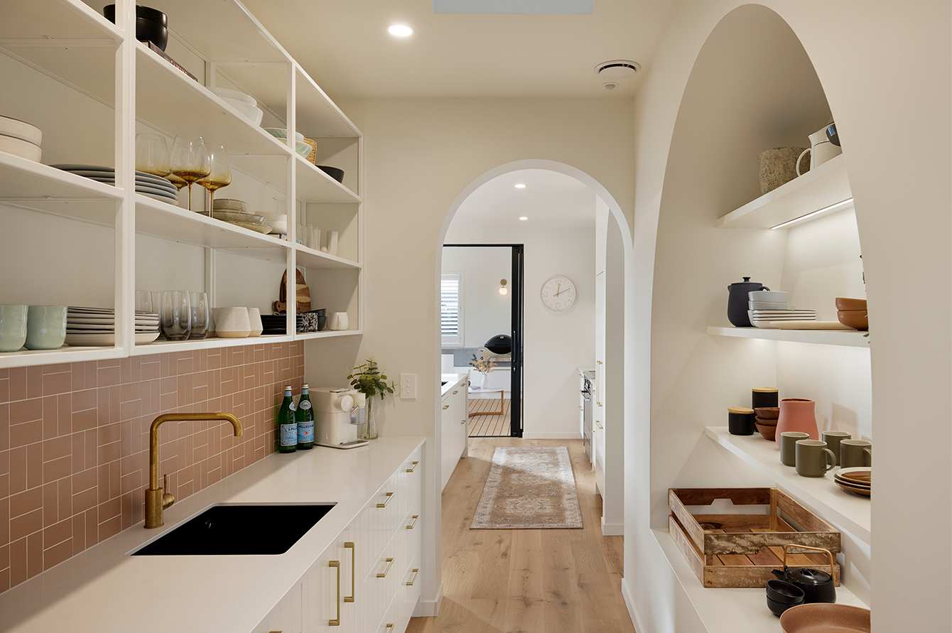 White neutral kitchen interior
