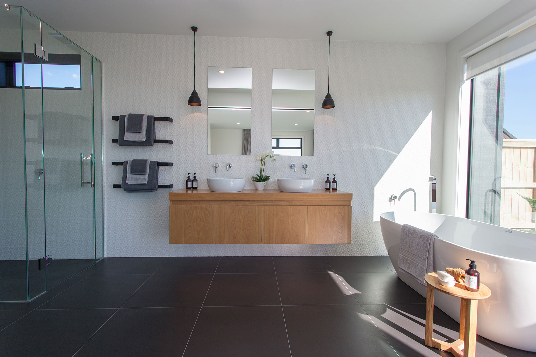 Large bathroom with two basins