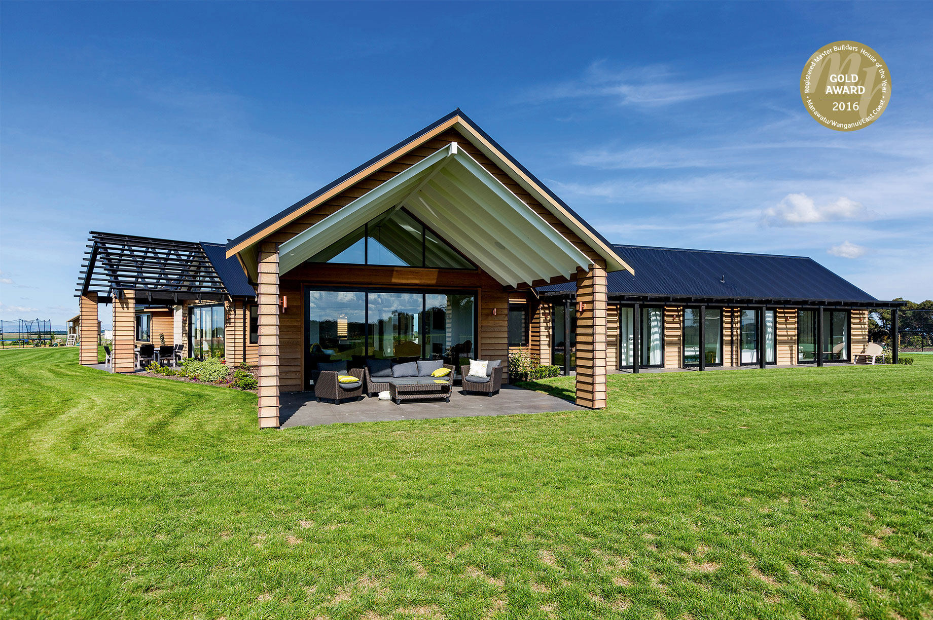 Award winning Manawatu home outdoor living area
