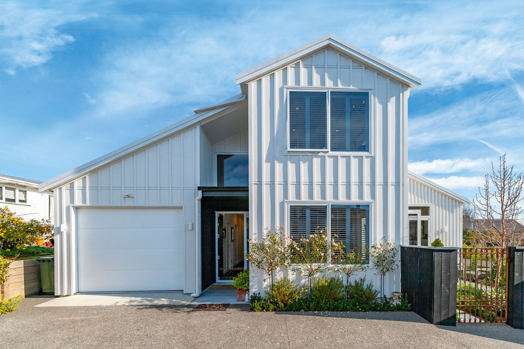 small, modest havelock north home